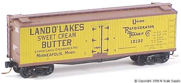 Union Referigerator Transit - Reefer, Old Time - Land O' Lakes - MDC/Roundhouse 8706